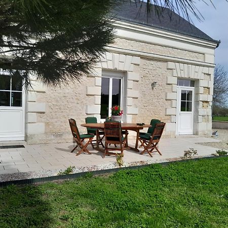 Gite Les Eglantines Civray-de-Touraine Exteriör bild